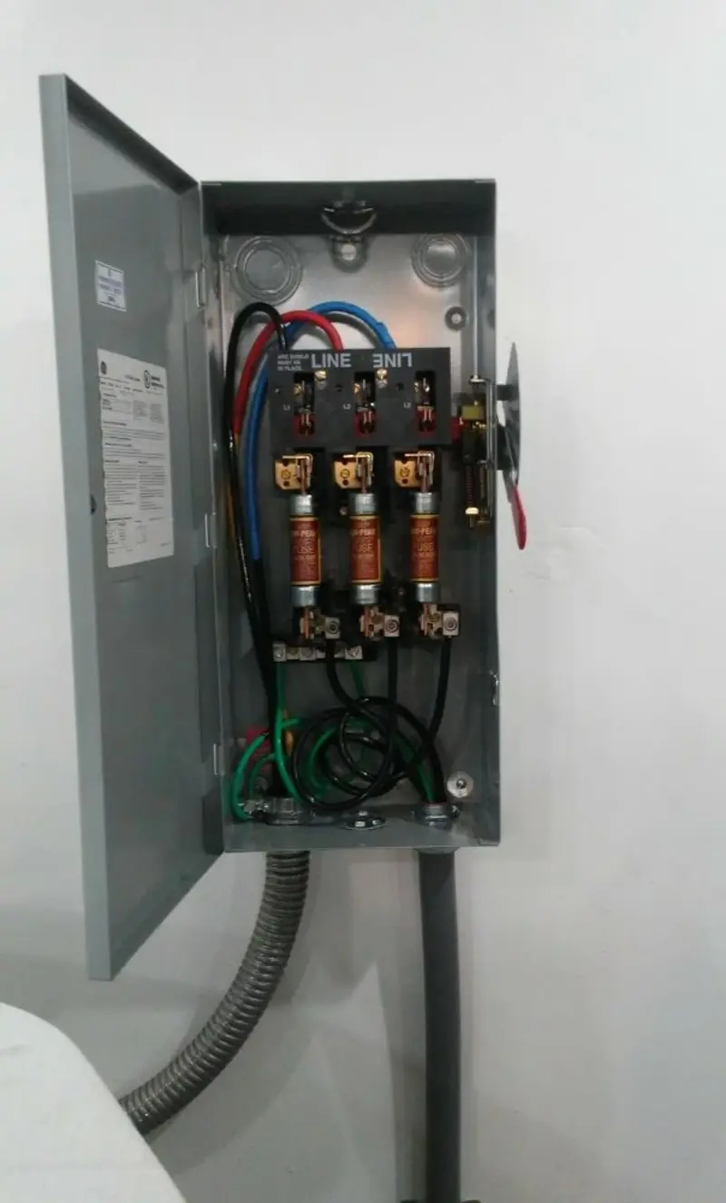 Three-phase disconnect switch installed for Smoke Detector Installation in Colchester